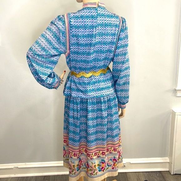 Vintage Abstract Floral 70s Femme Dress - Picture 6 of 16